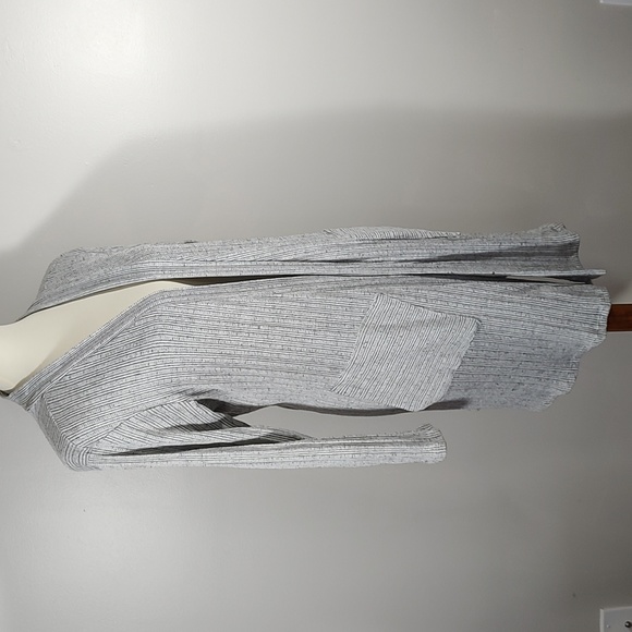 Top: Open Front Cardigan - Picture 4 of 5